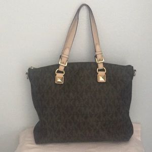 Michael Kors tote